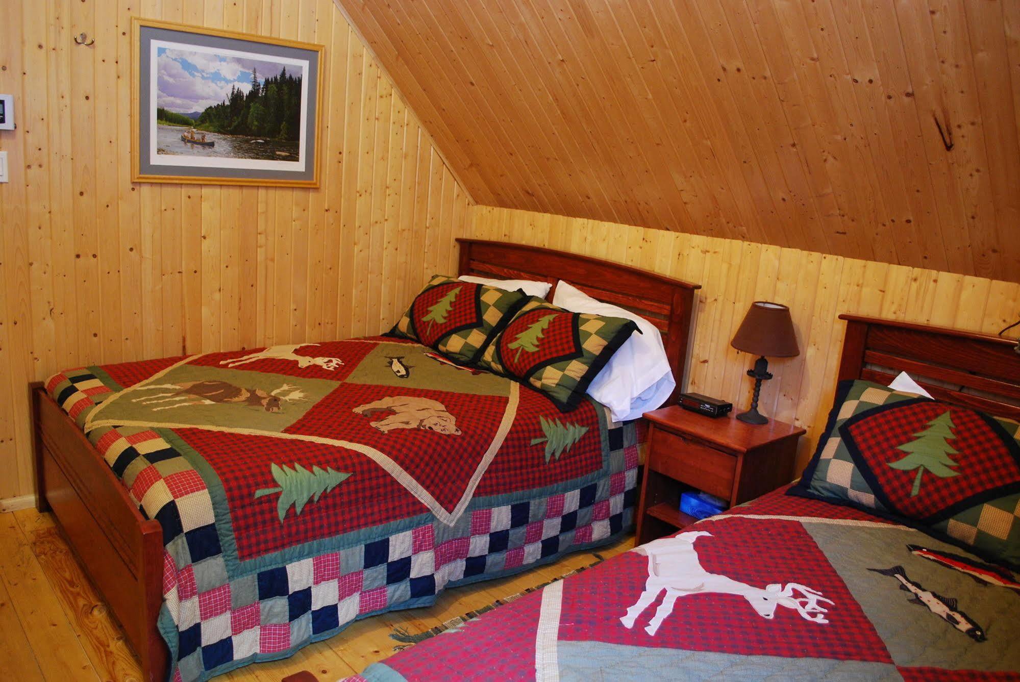 Auberge de la Rivière Matapédia - Matapédia River Lodge Routhierville Extérieur photo