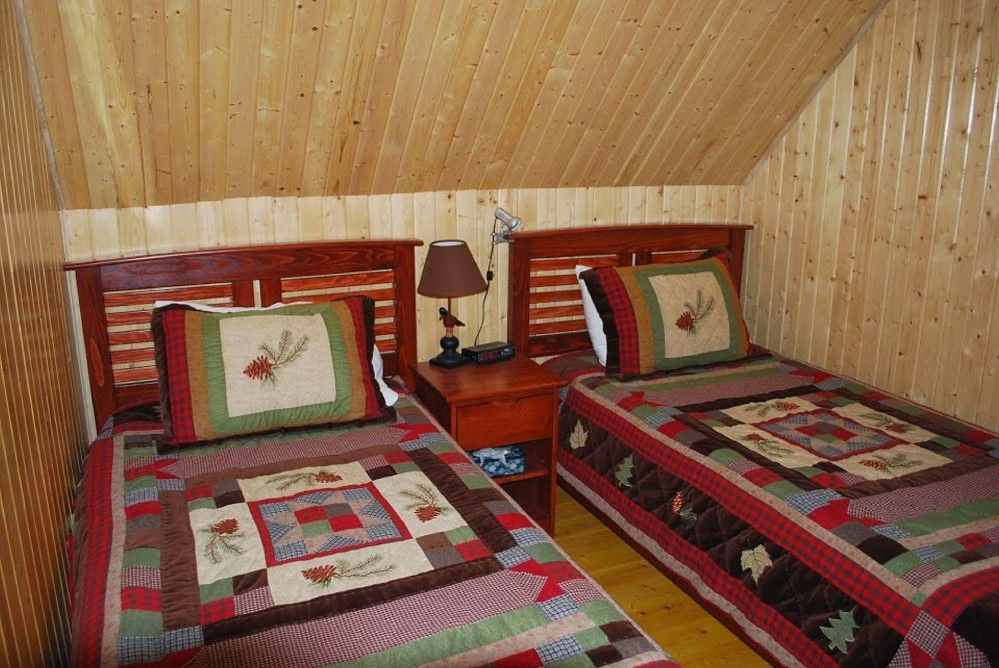 Auberge de la Rivière Matapédia - Matapédia River Lodge Routhierville Extérieur photo