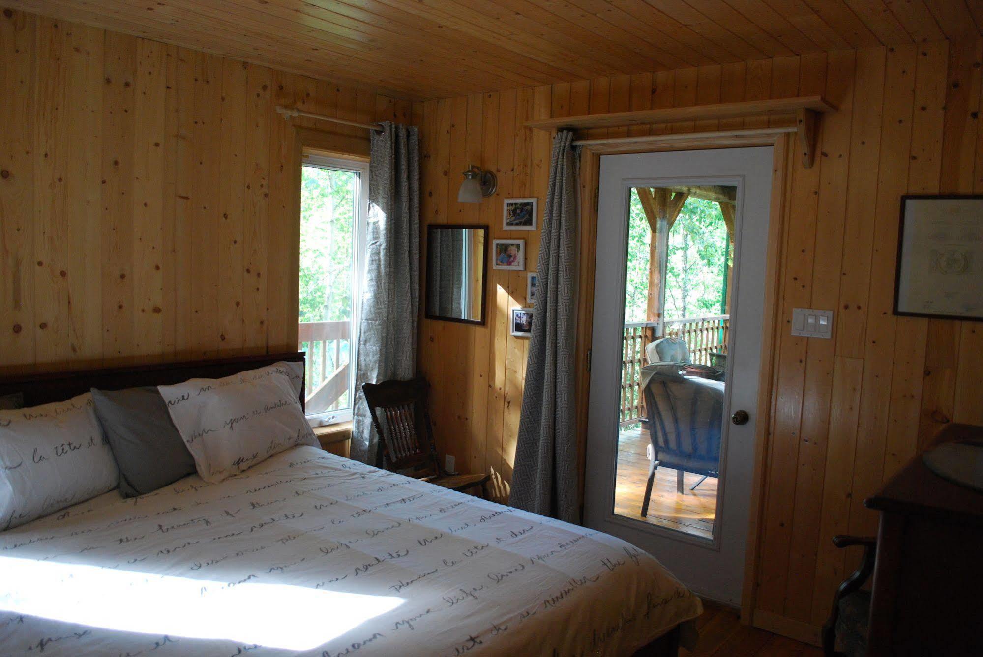 Auberge de la Rivière Matapédia - Matapédia River Lodge Routhierville Extérieur photo